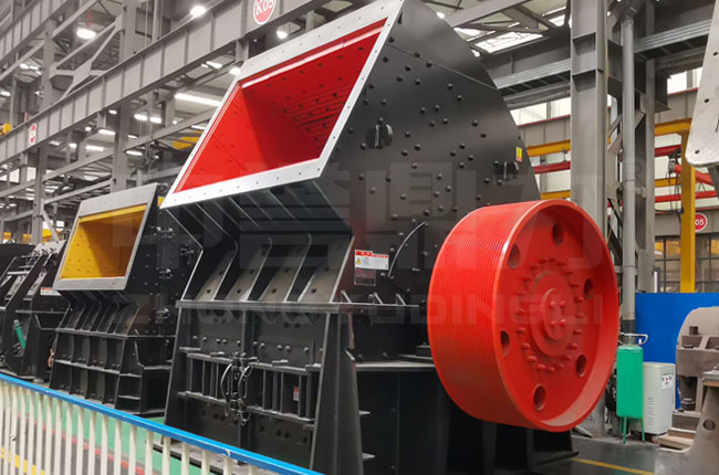 1400×1400單段錘式破碎機