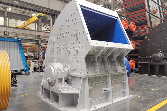 700×1000單段錘式破碎機(jī)