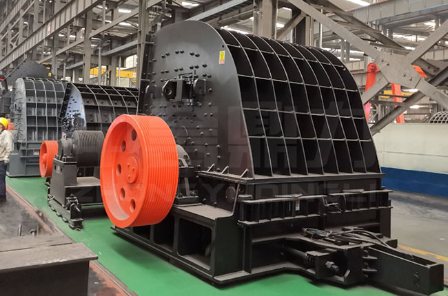 900×1200單段錘式破碎機