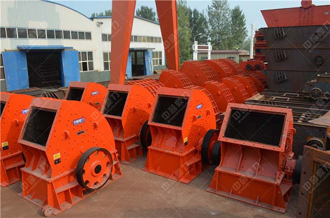 PFW1214Ⅲ反擊式破碎機(jī)